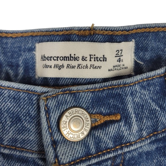 Abercrombie & Fitch Ultra High Rise Kick Flare jeans - Picture 5 of 11